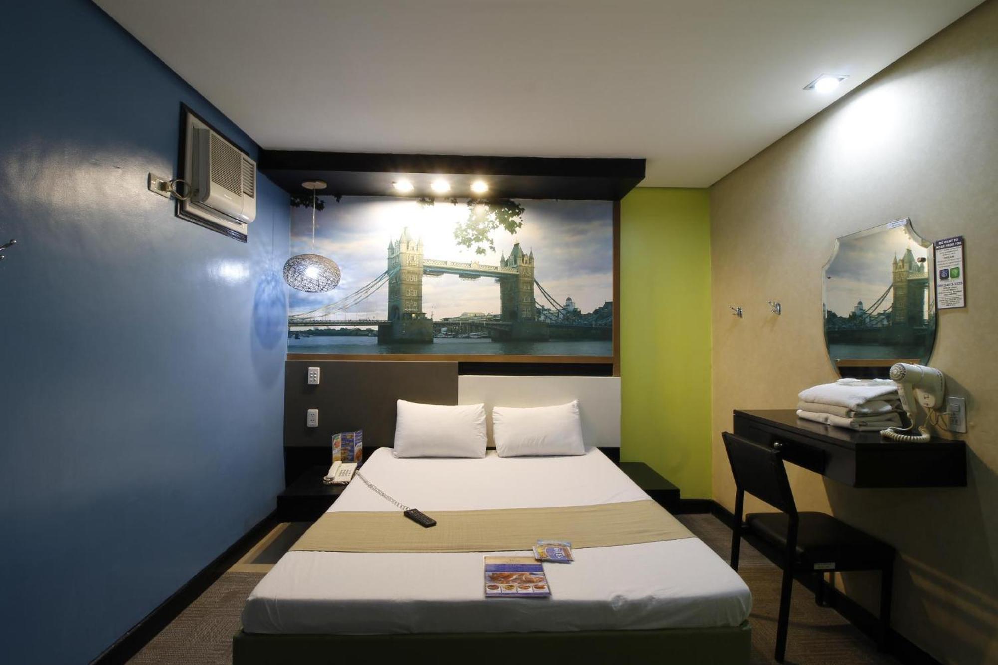 Hotel Dreamworld Araneta Cubao Экстерьер фото