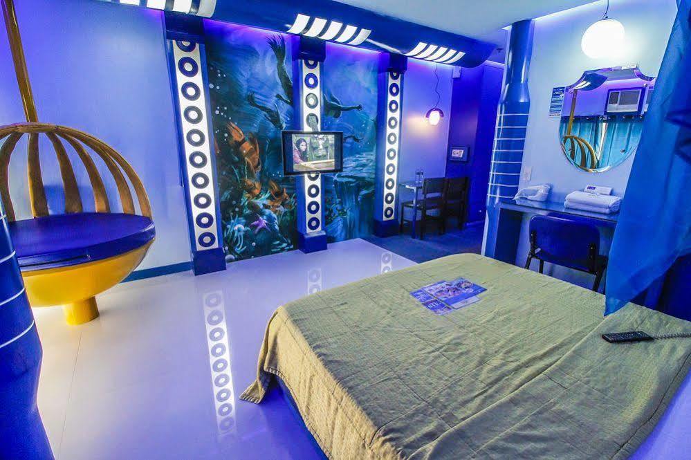 Hotel Dreamworld Araneta Cubao Экстерьер фото
